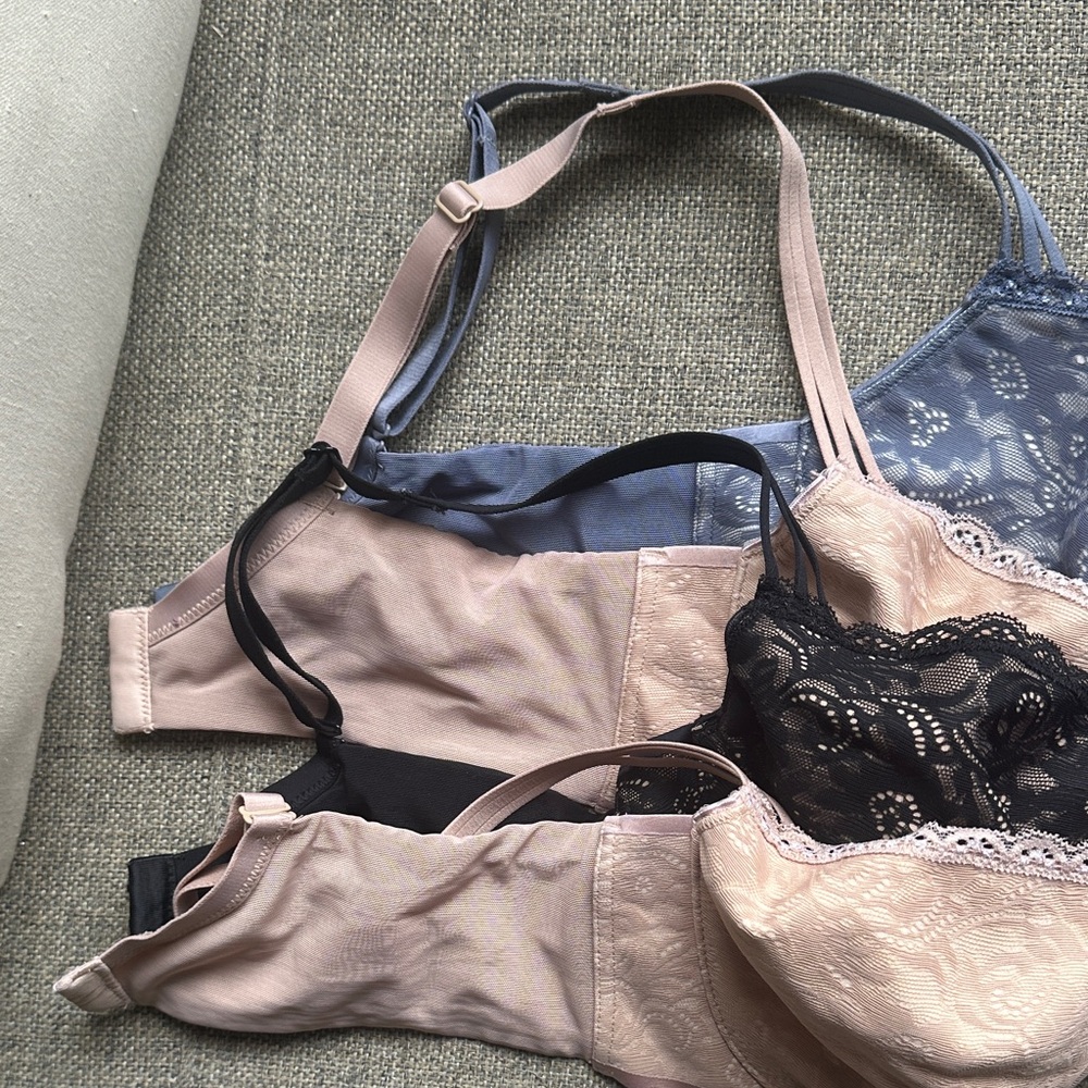 Soma Lace Bra Set - Black, Blue, Cream - Picture 4 of 6
